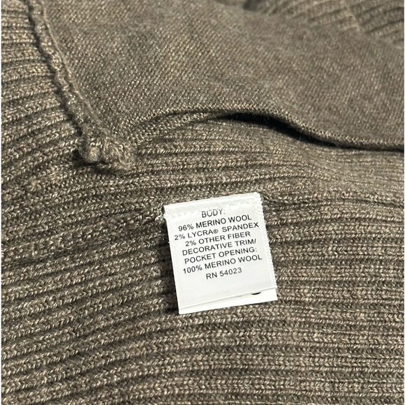 SOLD - Banana Republic Merino Wool Cardigan Sweater - Picture 3 of 3